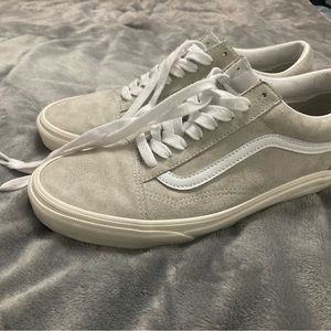 Gray Suede Van’s Old Skool